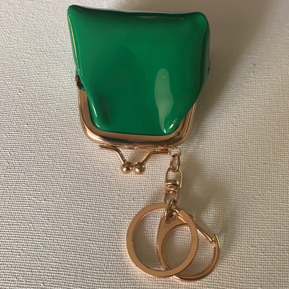 Assorted keychains - Picture 8 of 9